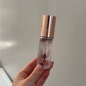 Charlotte Tilbury Airbrush Flawless Setting Spray - Gold